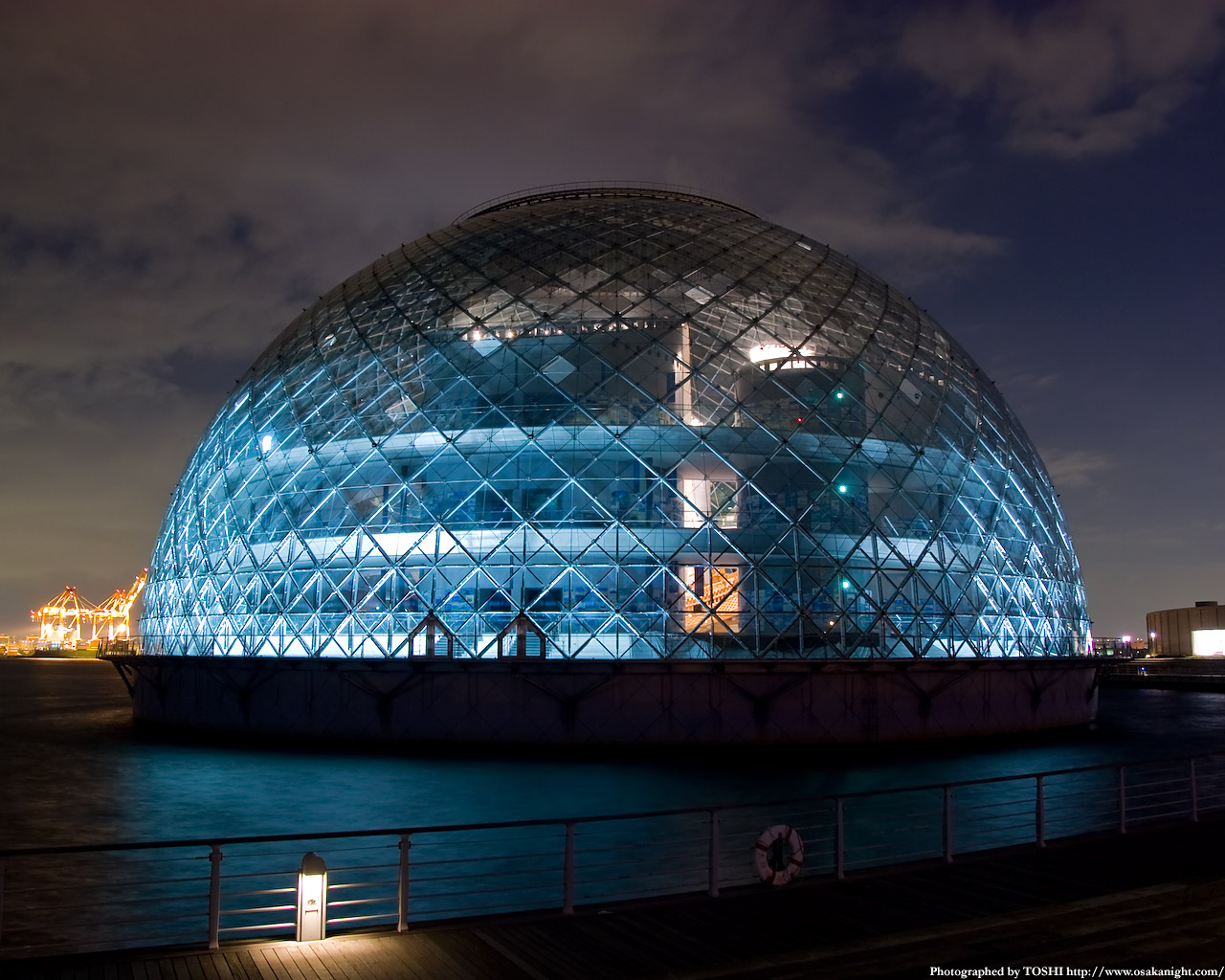 なにわの海の時空館夜景3