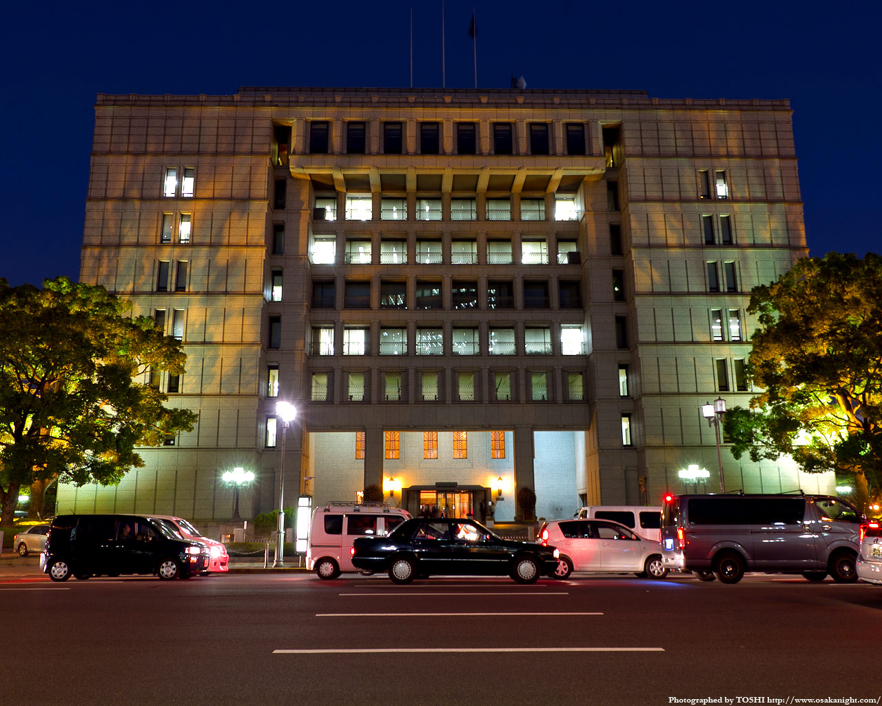 大阪市役所の夜景1