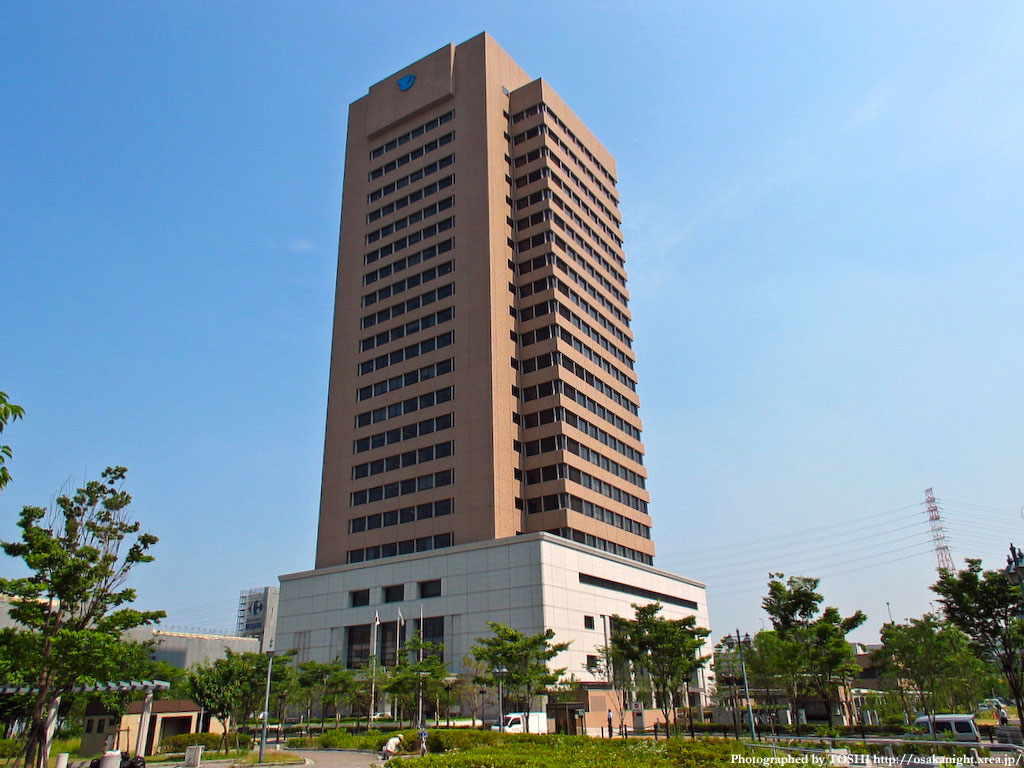 東大阪市役所本庁舎